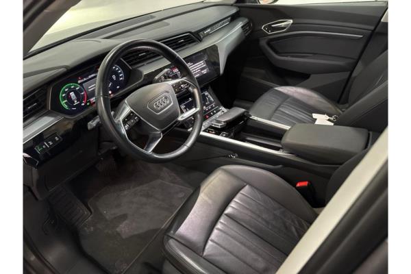 Audi e-tron 50 Launch edition plus Quattro 71 kWh 313pk 2020 (Origineel-NL), J-383-NL