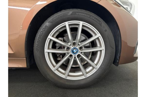 BMW 318d Executive Edition 149pk 2020 (Origineel-NL) 3-Serie, H-646-LJ