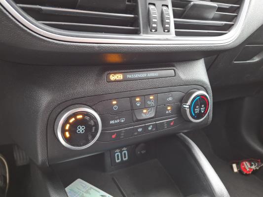 Ford Focus Wagon 1.0 EcoBoost Trend Edition Business 125 pk 2021, P-364-GP