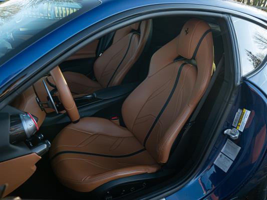 Ferrari 812 Superfast 6.5 V12 HELE -CARBON- 796pk 2020