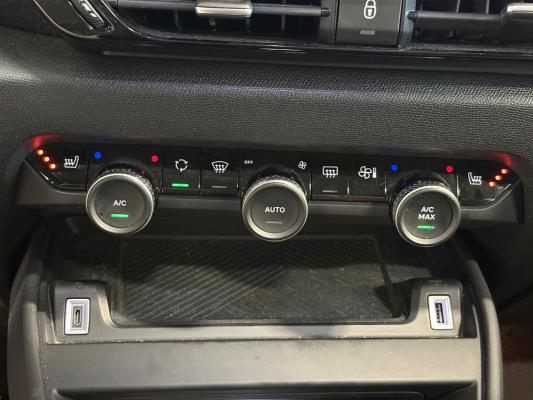 Citroën C4 Shine 1.2 PureTech 131pk 2021, P-245-ZP