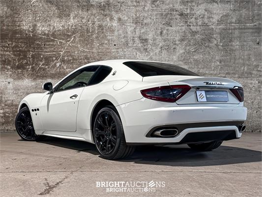 Maserati Granturismo S 4.7 V8 440pk MC Shift 440pk 2009