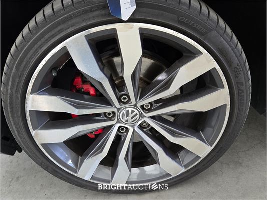 Volkswagen T-Roc 4Motion Sport Business R 2.0 TSI 191pk 2019, X-032-DJ