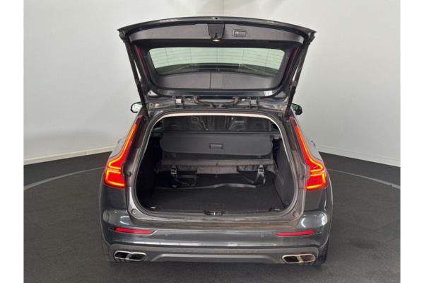 Volvo V60 Cross Country Pro 2.0 AWD 190pk 2020 (Origineel-NL), G-715-ZL