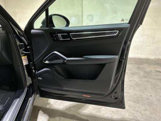 Porsche Cayenne Coupe Turbo 4.0 V8 549pk 2019, J-757-HF