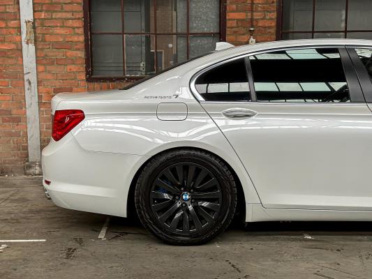 BMW ActiveHybrid7 F04 4.4 V8 465pk 2011 F04 Youngtimer