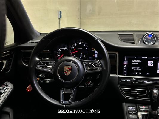 Porsche Macan Turbo 2.9 V6 441pk 2020, J-177-TT