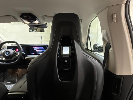 BMW iX xDrive40 Executive 77 kWh 326pk 2023 (Origineel-NL), T-756-HD