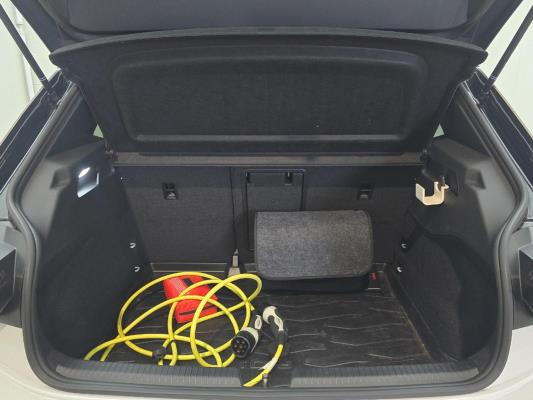 Volkswagen ID.3 Pro Edition Advantage 58 kWh 204pk 2023 (Origineel-NL), T-463-RF