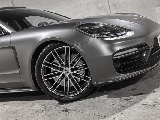Porsche Panamera Sport Turismo 4 E-Hybrid 2.9 V6 462pk 2018 (Origineel-NL), RR-070-R