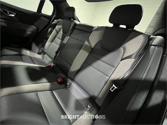 Volvo S60 Recharge T8 R-Design 2.0 AWD 392pk 2021 (Origineel-NL), L-726-VX