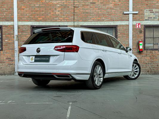 Volkswagen Passat Variant 1.4 TSI PHEV GTE Business 156pk 2021 (Origineel-NL+1e eigenaar), K-814-XG