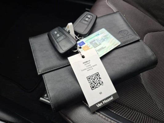 Toyota Corolla Touring Sports HYBRID Premium 2.0 261pk 2021 (Origineel-NL), N-074-HF