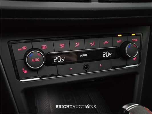 Volkswagen Polo GTI 2.0 TSI 200pk 2020, T-411-VH