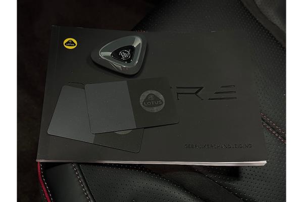 Lotus Eletre EDS 450 4WD 112 kWh 2023 (Origineel-NL), X-425-NF