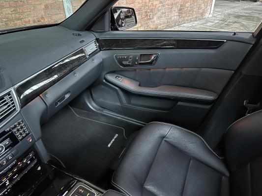 Mercedes-Benz E500 AMG 5.5 V8 388pk 2010 E-Klasse Youngtimer