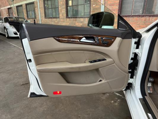 Mercedes-Benz CLS63 AMG 5.5 V8 525pk 2012 CLS-Klasse (53.000 KM)
