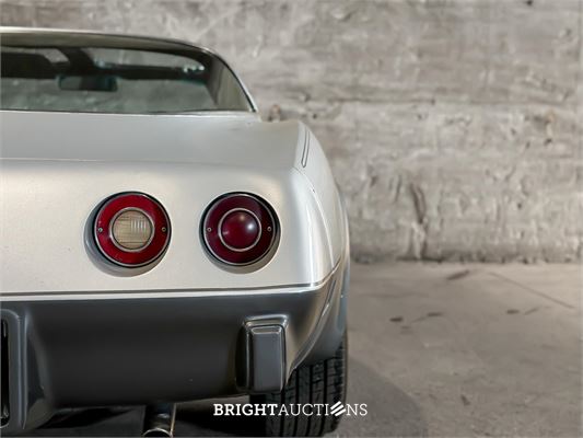 Chevrolet Corvette 5.7 V8 Convertible Two-Tone L-82 ANNIVERSARY EDITION 1 YZ 87 194pk 1978, 15-XXL-9
