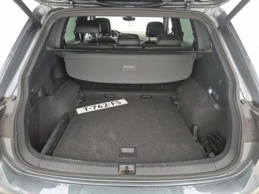 Volkswagen Tiguan Allspace R-Line Business 1.5 TSI DSG 150pk 2023 (Origineel-NL), T-762-FS
