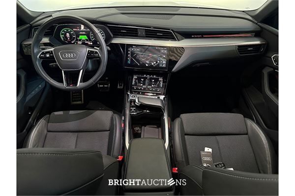 Audi Q8 55 S Edition Competition Quattro 115 kWh 2024 (Origineel-NL), Z-182-HF