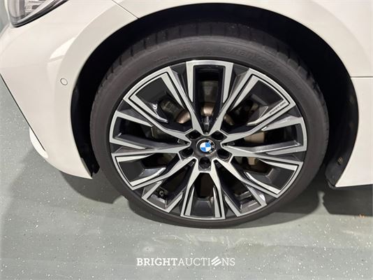 BMW i4 eDrive40 High Executive M-pakket 84 kWh 340pk 2022 (Origineel-NL), R-620-FS