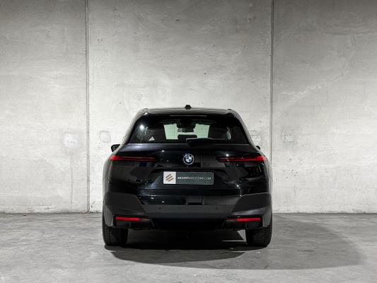 BMW iX xDrive40 Executive 77 kWh 326pk 2023 (Origineel-NL), T-756-HD