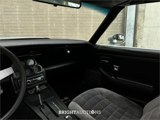 Chevrolet Corvette 5.7 V8 Convertible Two-Tone L-82 ANNIVERSARY EDITION 1 YZ 87 194pk 1978, 15-XXL-9