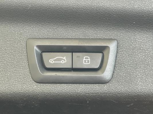 BMW X1 sDrive18i 136pk 2023 (Origineel-NL), S-253-PN