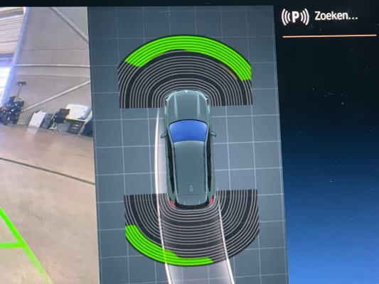 BMW X1 sDrive18i 136pk 2023 (Origineel-NL), S-253-PN