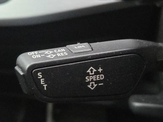 Audi A4 Avant Sport S line edition 1.4 TFSI 150pk 2018 (Origineel-NL), TX-637-V