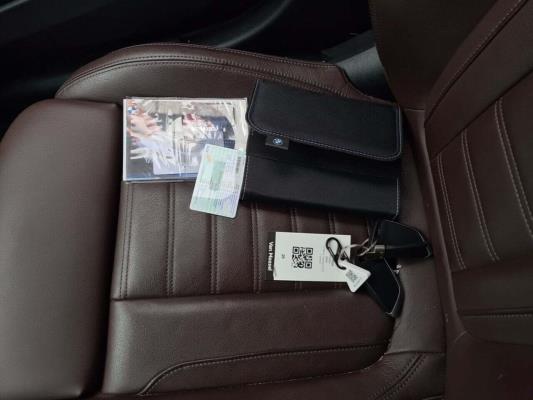 BMW 320e Touring M Sport 272pk 2022 (Origineel-NL) 3-Serie, R-268-NT