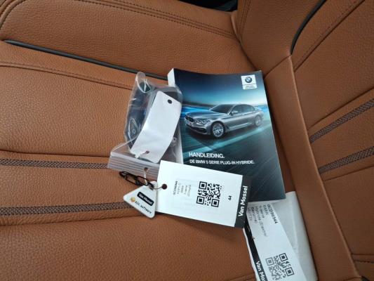 BMW 530e Iperformance M Sport 296pk 2020 (Origineel-NL) 5-Serie, H-241-LG