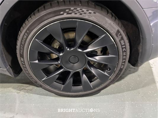 Tesla Model Y RWD 58 kWh 238pk 2023 (Origineel-NL), S-167-PJ