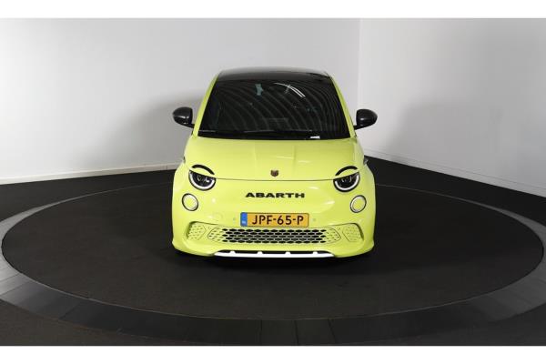 Fiat 500 Abarth Turismo 42 kWh 155pk 2025 (Origineel-NL), JPF-65-P