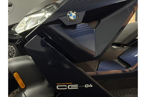 BMW Other CE 04 42pk 2025, 68-MX-BG