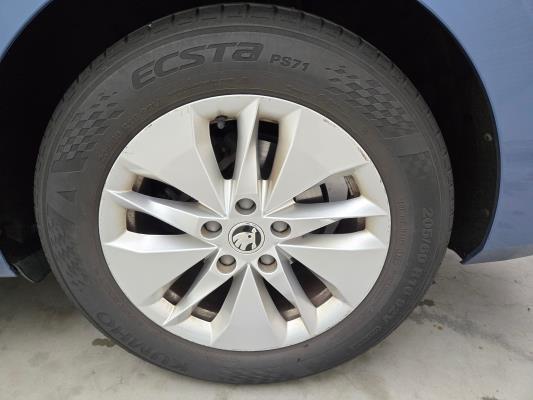 Škoda Octavia Combi Business Edition 1.0 TSI 110pk 2021 (Origineel-NL), L-309-SN