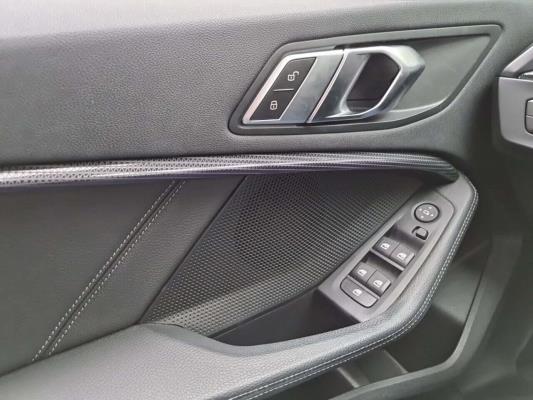 BMW 118i Corporate Executive 136pk 2021 (Origineel-NL) 1-Serie, K-407-JR