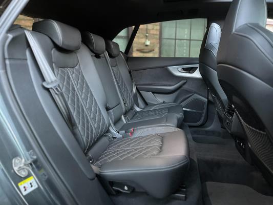 Audi Q8 55 TFSIe Quattro 3.0 V6 S-Line -NIEUW- 394PK 2025 Plug-In Hybrid (Fabrieksgarantie)