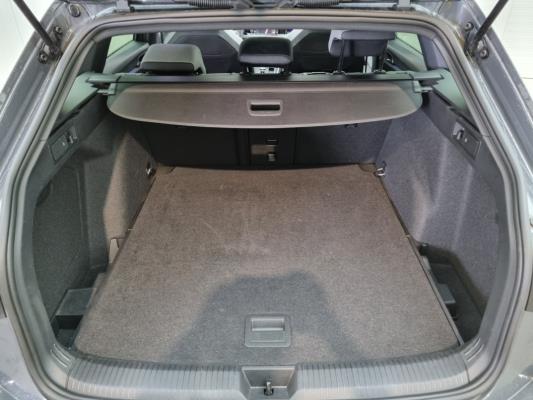 Volkswagen Golf Variant eTSI R-Line Business 1.5 150pk 2022, P-415-JJ