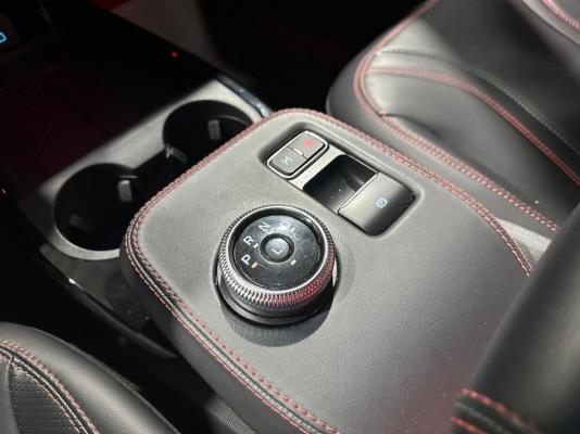 Ford Mustang Mach-E AWD 75 kWh 258pk 2021 (Origineel-NL), L-890-ZD