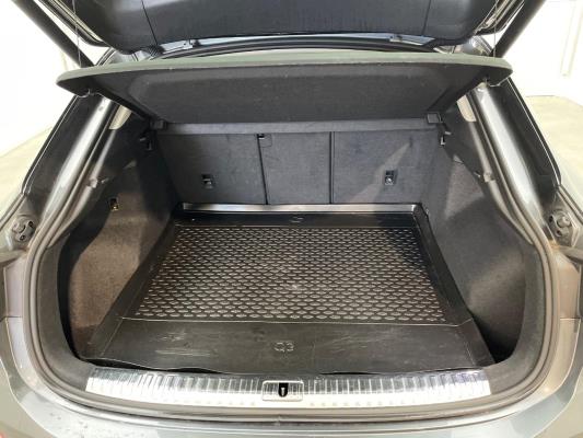 Audi Q3 Sportback 35 S Edition TFSI 150pk 2022, T-463-NJ