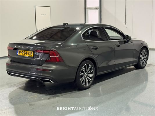 Volvo S60 B4 Ultimate Bright 2.0 197pk 2022 (Origineel-NL), R-924-GB