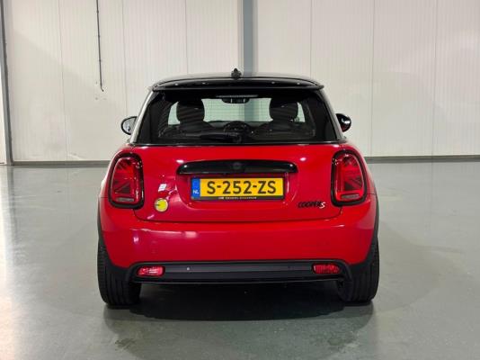 MINI Mini Camden Go Edition 33 kWh 184pk 2023 (Origineel-NL), S-252-ZS