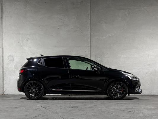Renault Clio 1.6 R.S. Trophy 220pk 2015, K-787-PD