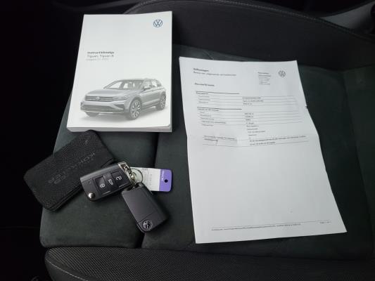 Volkswagen Tiguan Life Business 1.5 TSI 150pk 2022 (Origineel-NL), N-324-VR