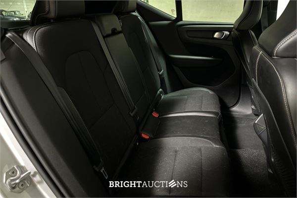 Volvo XC40 1.5 T3 Momentum 156pk 2018 (Origineel-NL), TS-939-D