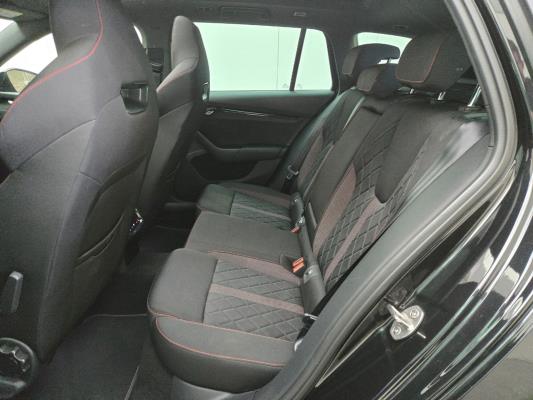 Škoda Octavia Combi iV RS 2.0 TSI 245pk 2021, R-156-SR