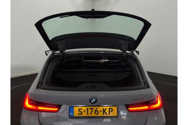 BMW 320e Touring M-Sport 272pk 2023 (Origineel-NL) 3-Serie, S-176-KP