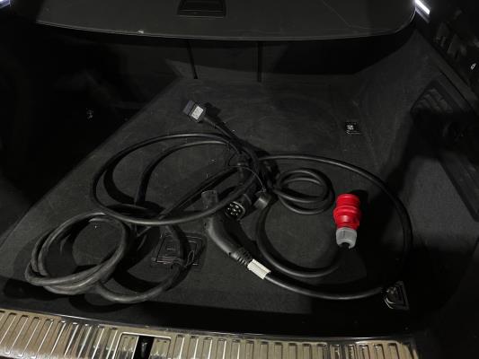 Audi e-tron 55 quattro edition 95 kWh 408pk 2020 (Origineel-NL + 1e eigenaar), K-077-BL