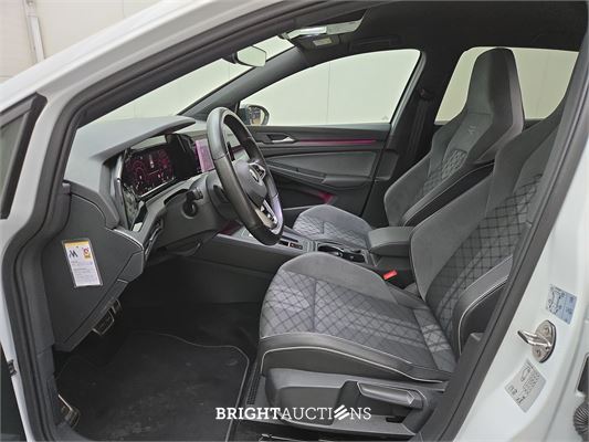 Volkswagen Golf eTSI R-Line Business 1.5 150pk 2021, L-166-LH